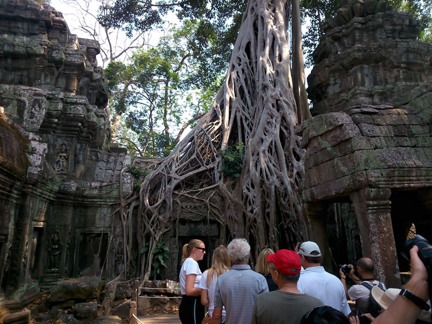 <h2>Thailand, Cambodia & Vietnam Escorted 2018</h2>14 Nights from Thailand to Cambodia & Vietnam | 8 Rounds | January 30 - February 13